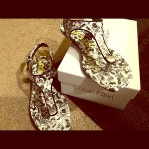 Black and white sandals!!